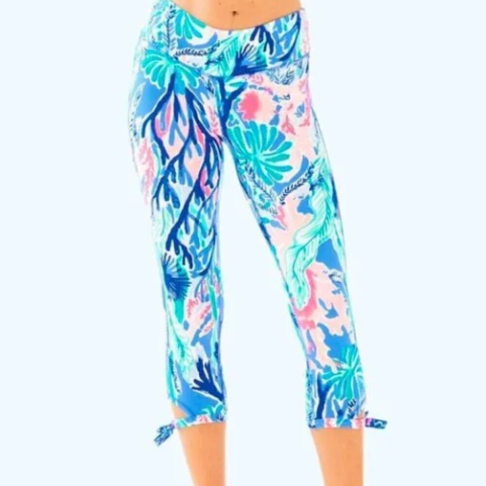 Lilly Pulitzer Luxletic 21” Gemma Weekender Cropped Leggings Jet Stream Large